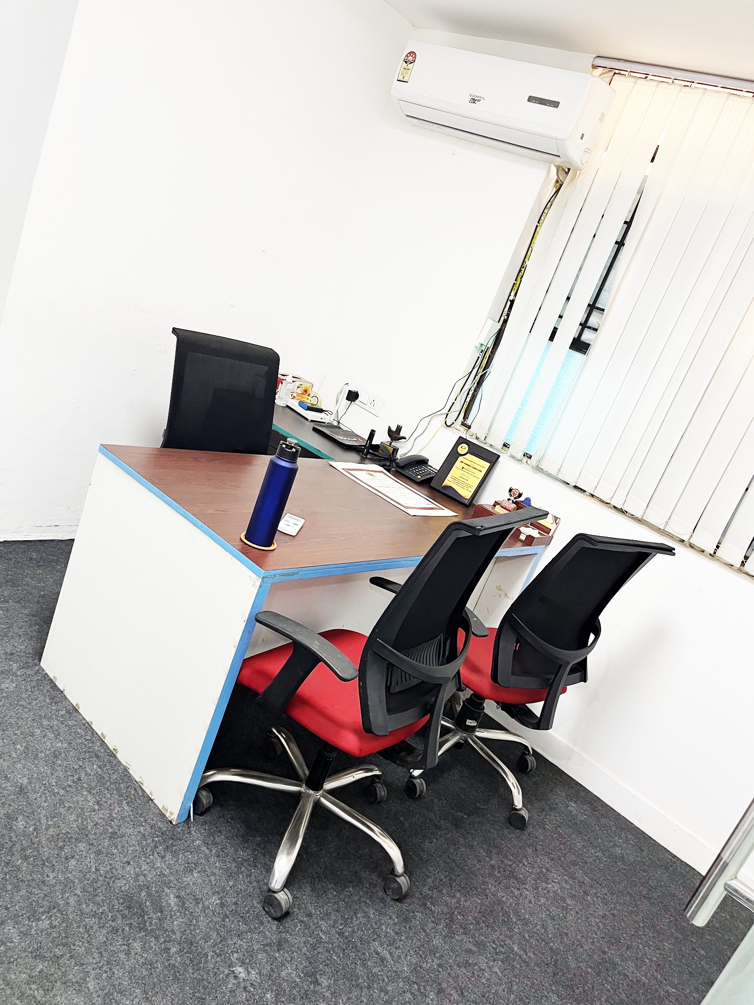 Qdesq SQL CoWorking