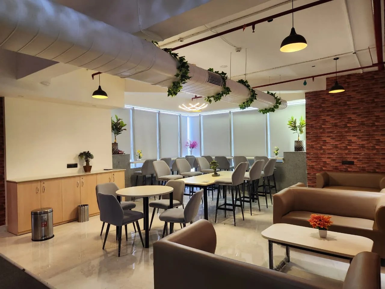Qdesq Backspace, Noida