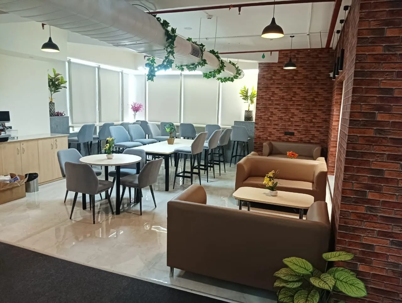 Qdesq Backspace, Noida