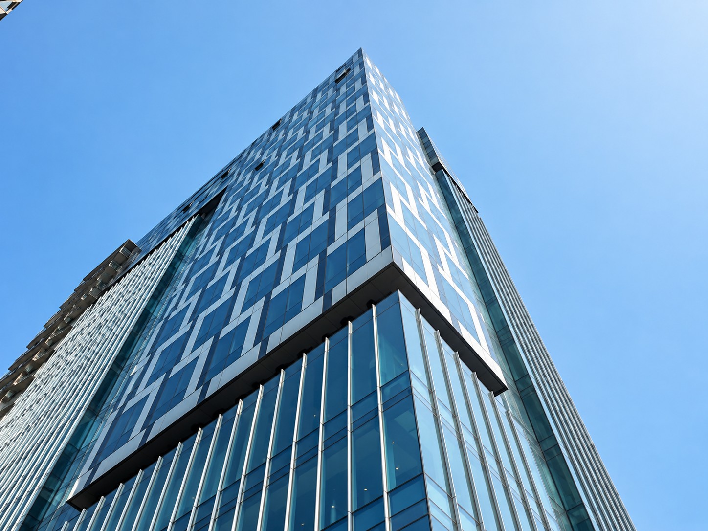 Instantoffices Sovereign Corporate Tower