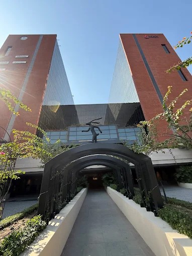 Max Square, Noida