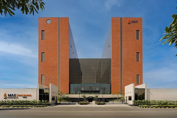 Max Square, Noida