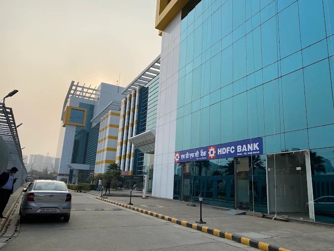 Express Trade Towers 2