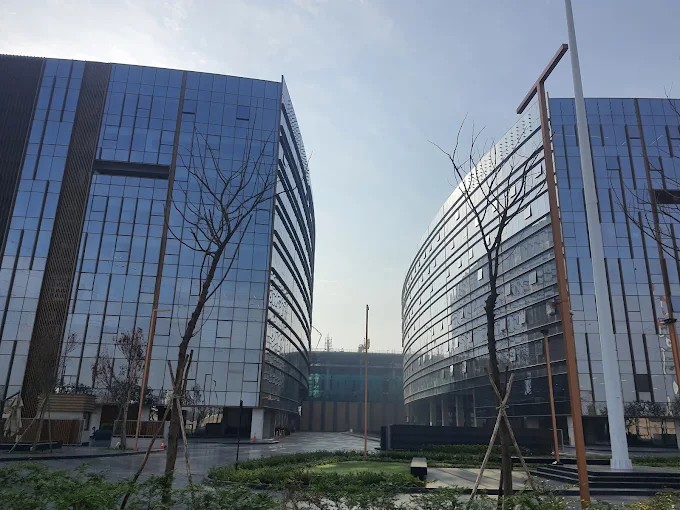 DLF Downtown, Gurugram