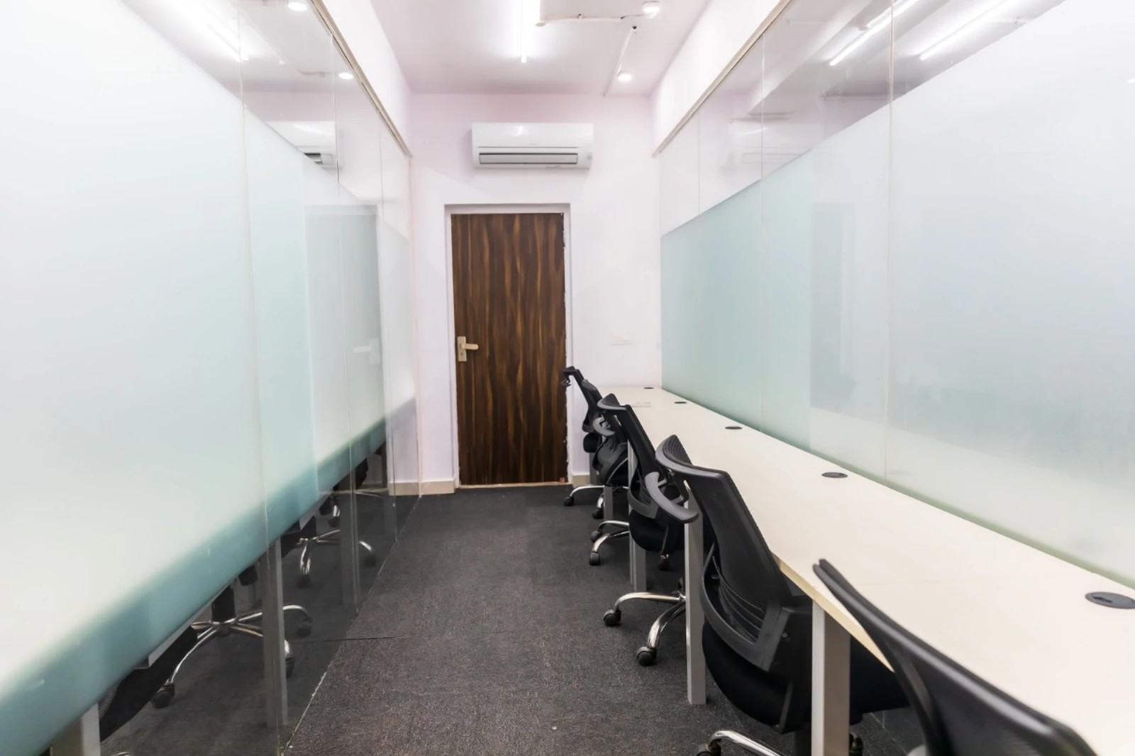 Vatika Thapar House, New Delhi
