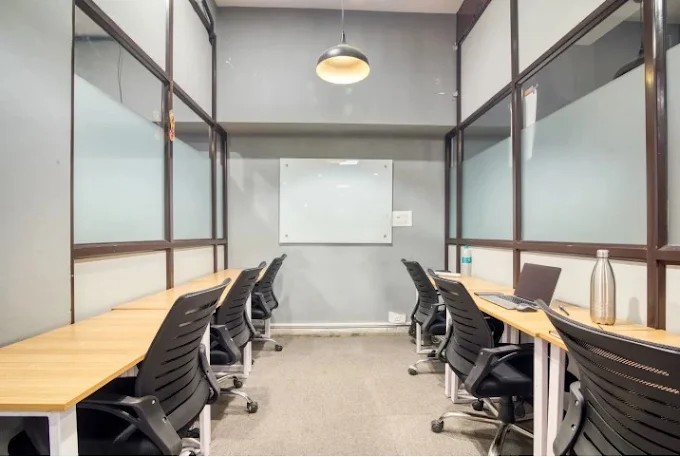 PLUG IT Co-working Space