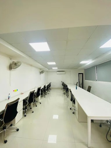 iWORKK COWORKING OFFICE SPACE