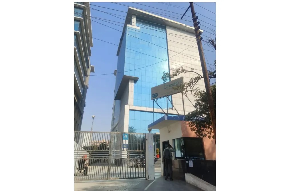 Cubic Isle Sector 62, Noida