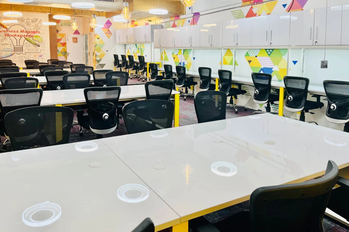 Business Magnets Workspaces