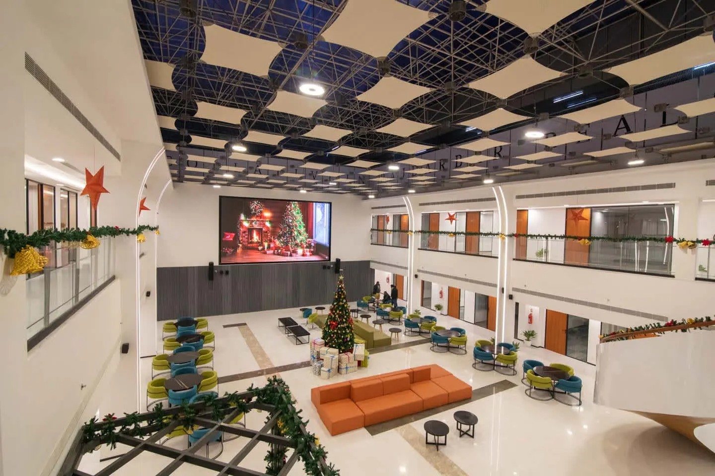 Collative Global Foyer White House