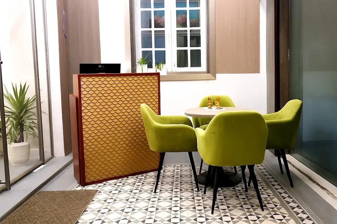 Pinnacle Space Regal Building