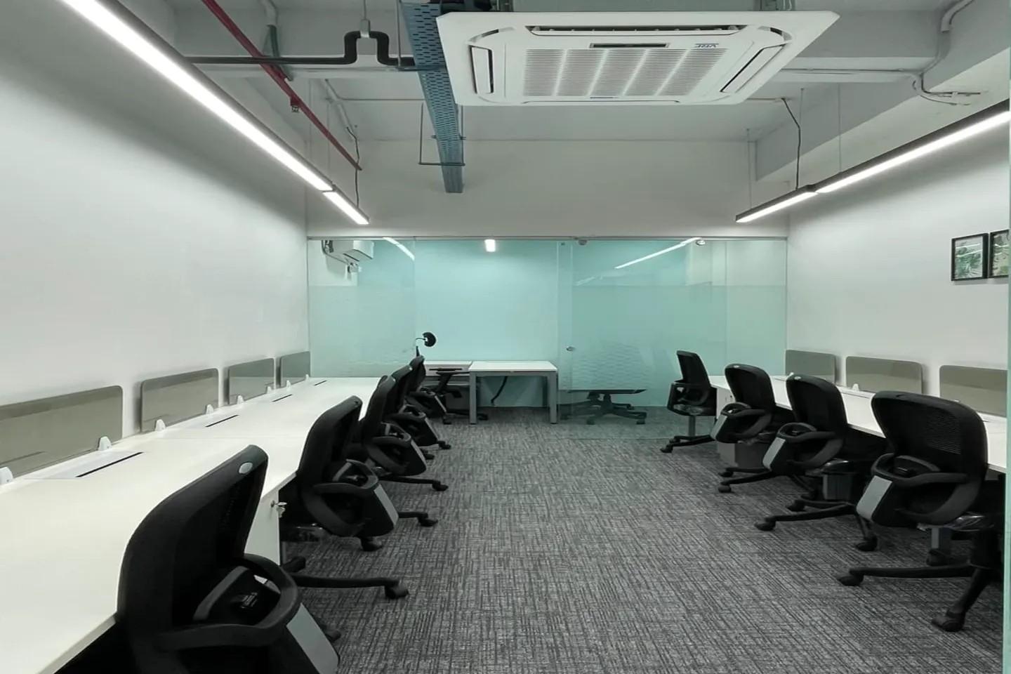Showffice Coworking Space Amartex Tower