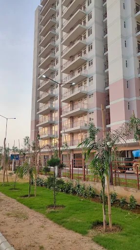 Suncity Avenue 76, Gurugram