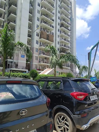 Suncity Avenue 76, Gurugram