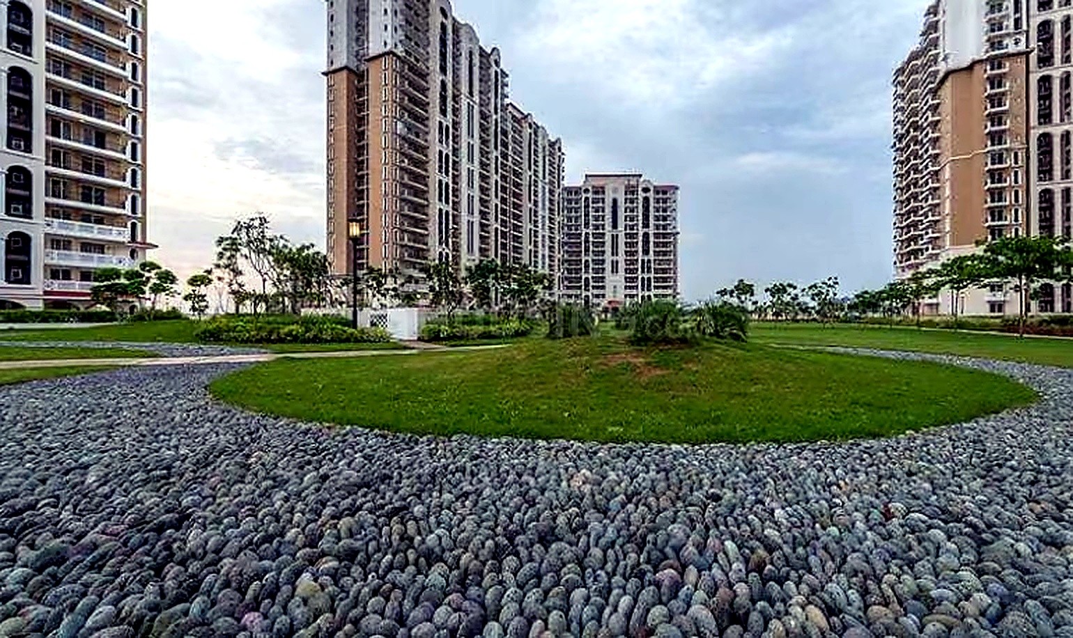 DLF New Town Heights Sector 91, Gurugram