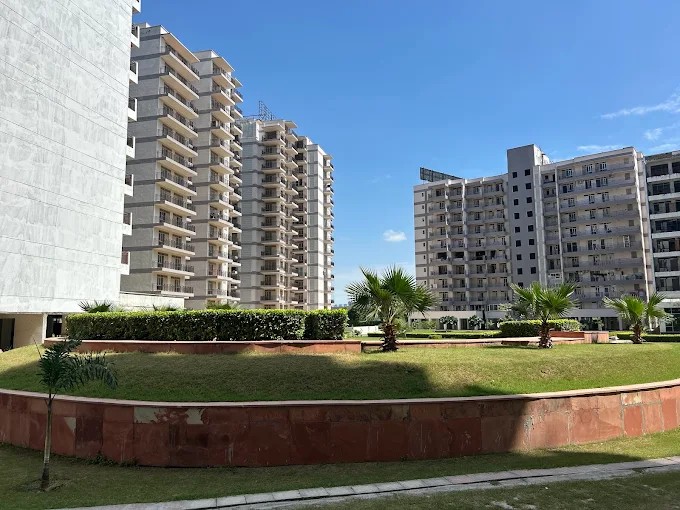 PAREENA EXPRESS HEIGHT, Gurugram