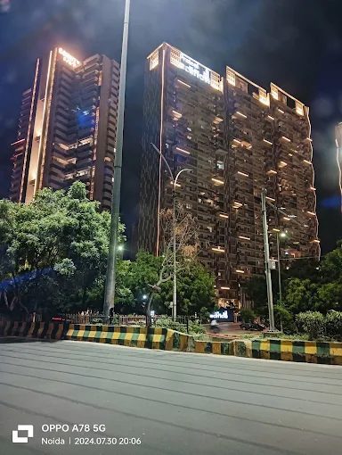 RWA Jalvayu Towers, noida