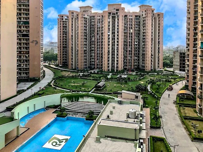 Pan Oasis, Noida