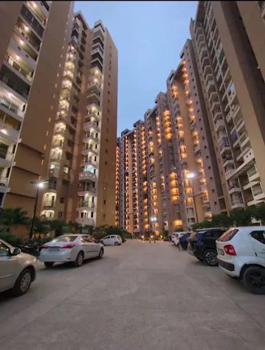 Sikka Kaamna Greens, Noida