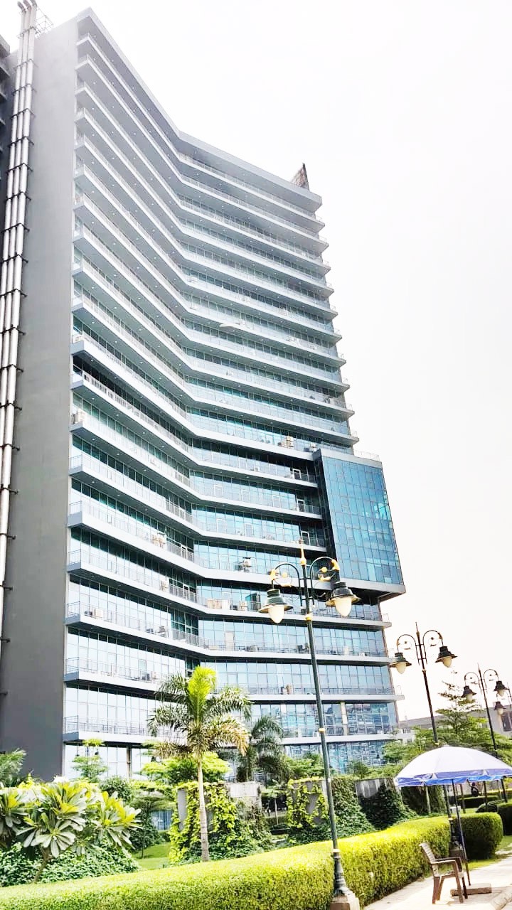 Qdesq echzone 4, Noida Extension