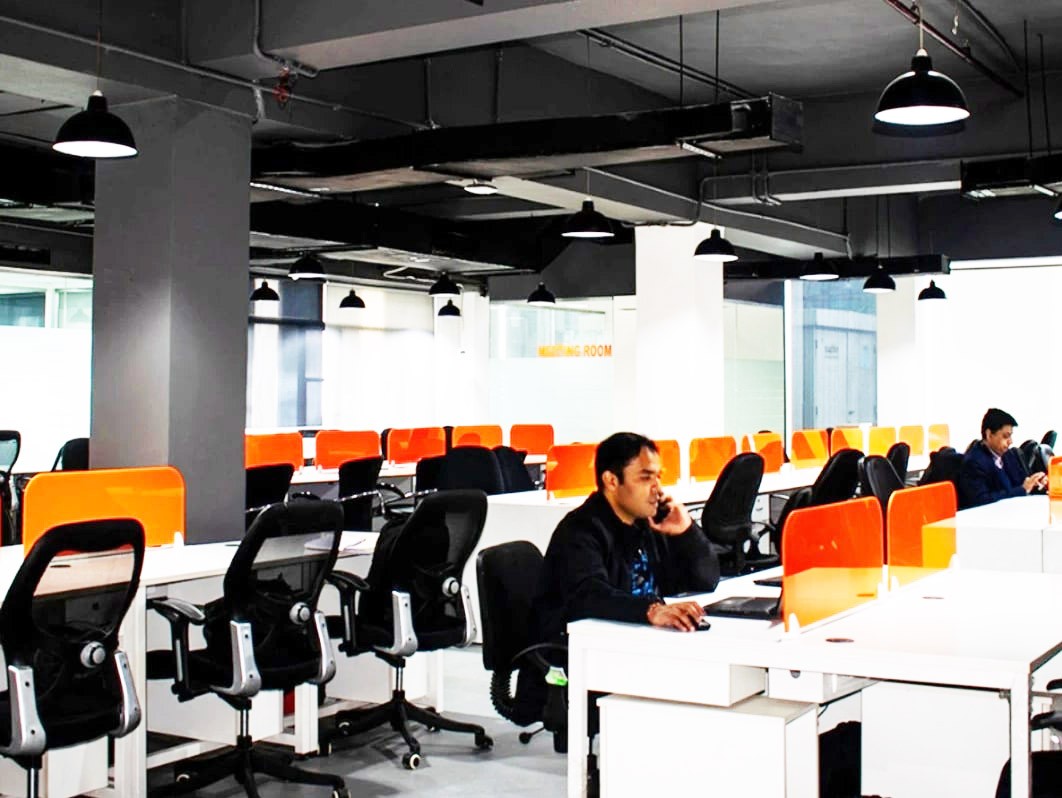 Qdesq Kwick Start, Noida