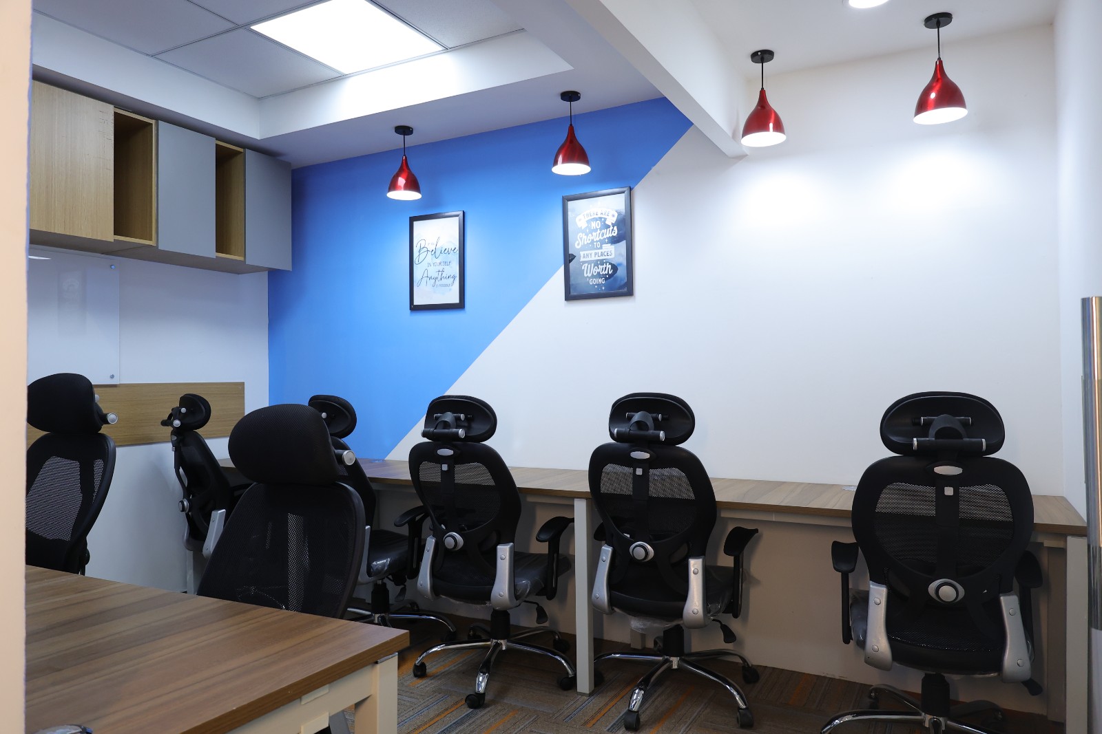 Qdesq CoworkZen