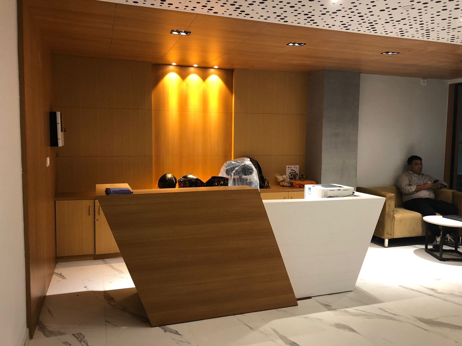 Qdesq Incuspaze, Noida