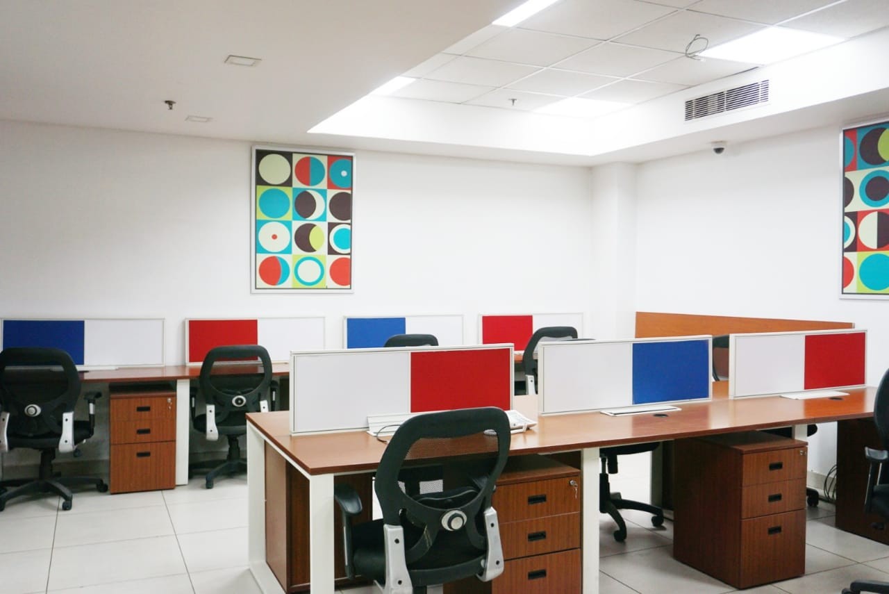 Qdesq Execube, Noida