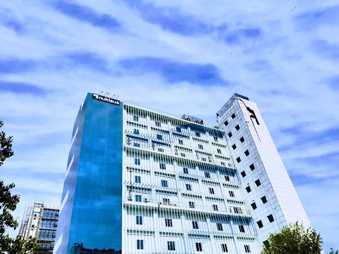 Qdesq Nukleus Noida